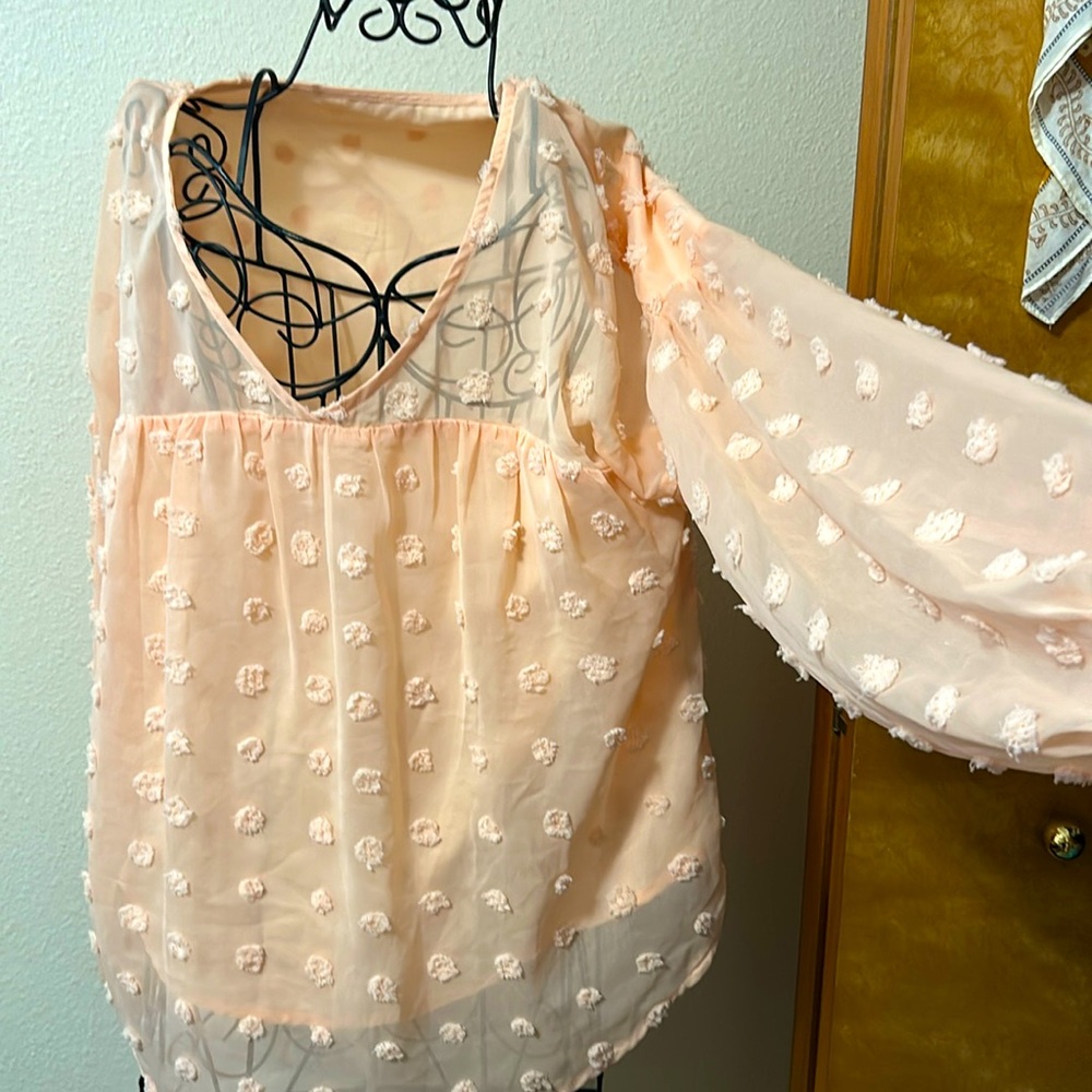 Small long thin sleeves